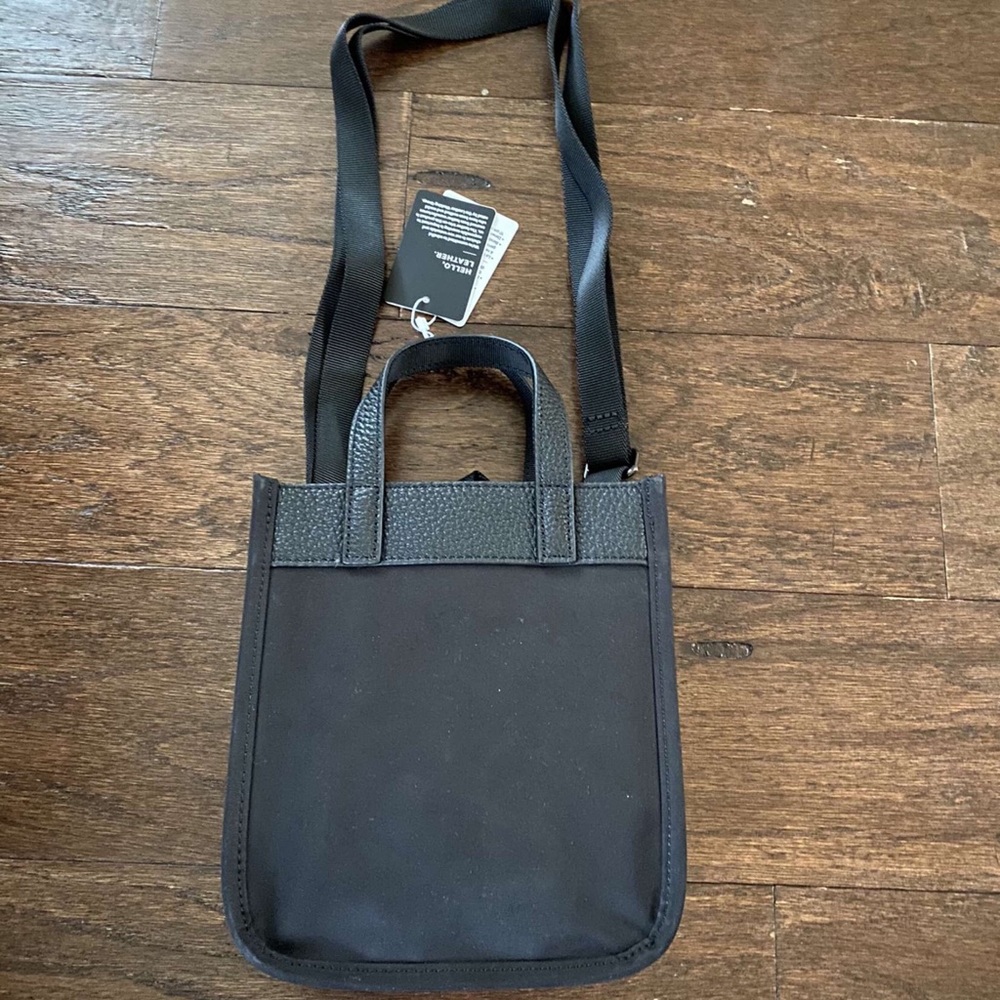 Lululemon🍋Now and Always tote-Micro⭐️firm price - Picture 9 of 15